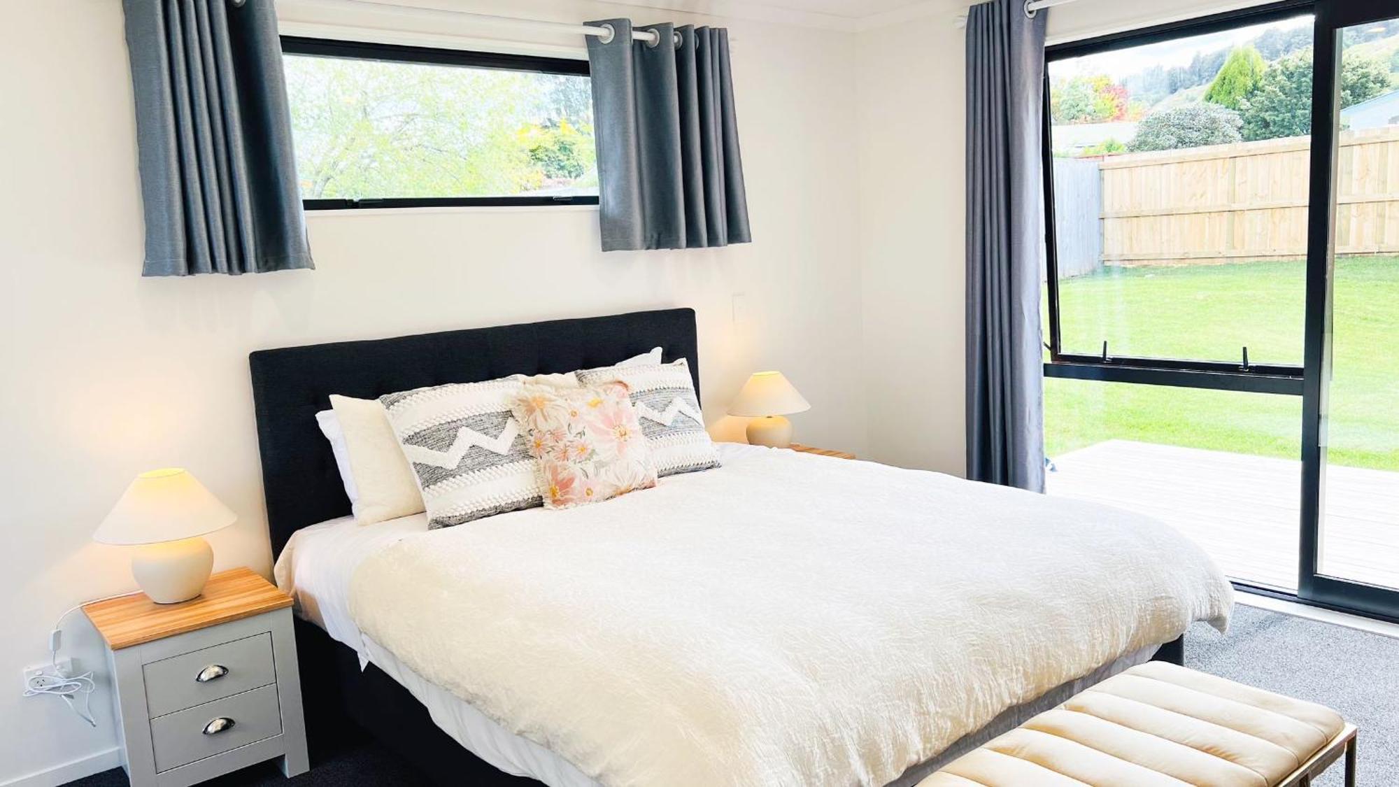 Brand New House With 5 Bedroom And 3 Full Bathroom Rotorua