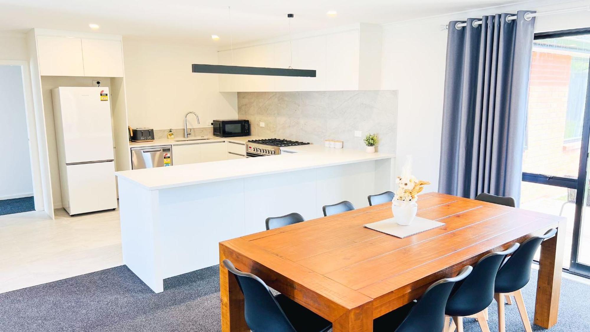 Holiday home Brand New House With 5 Bedroom And 3 Full Bathroom Rotorua
