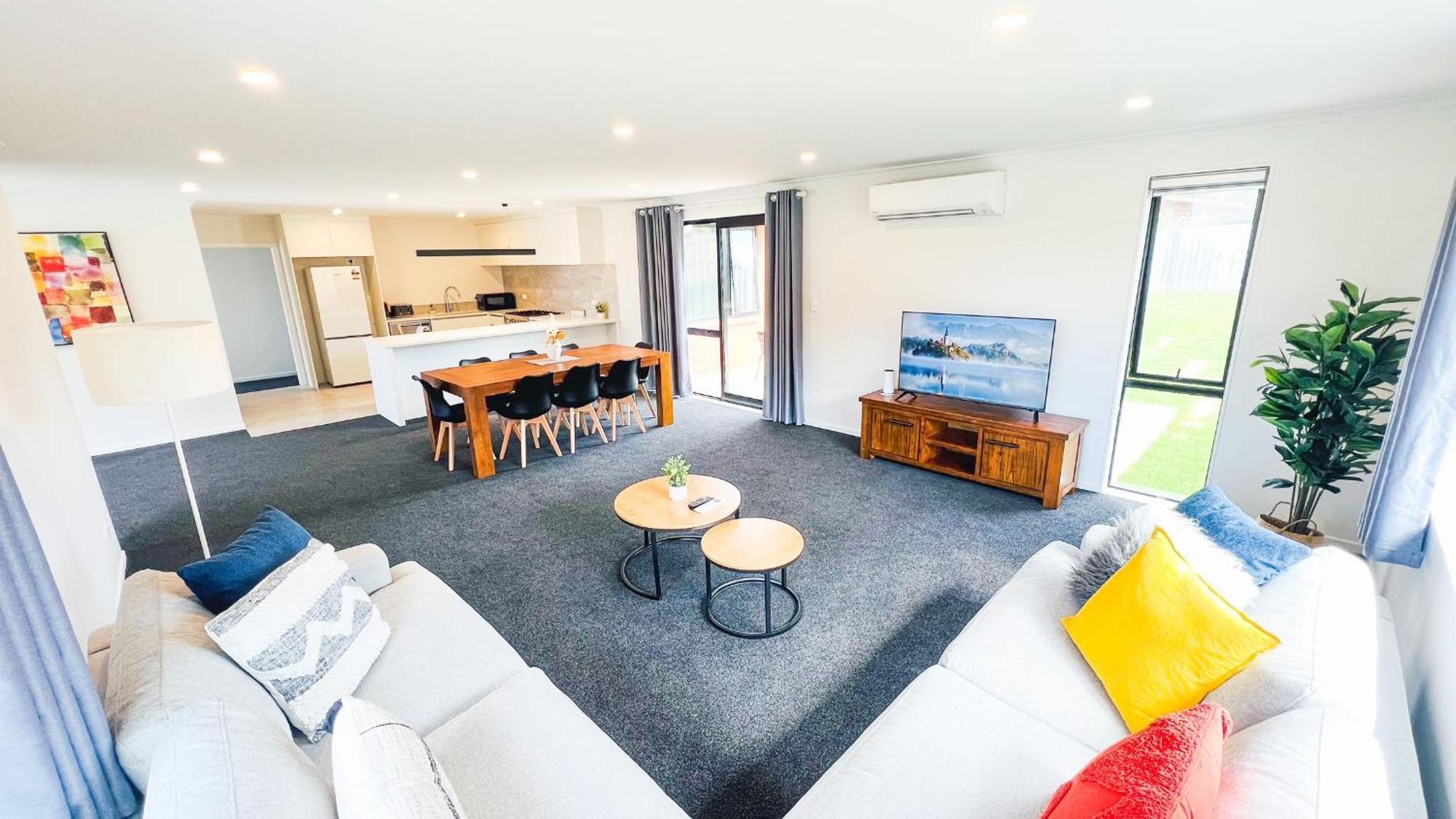 Brand New House With 5 Bedroom And 3 Full Bathroom Holiday home *
